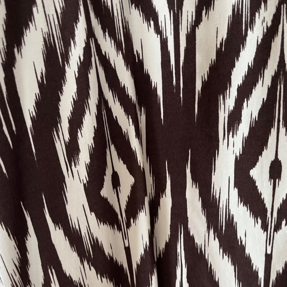 Chico’s 2 Diamond Ikat A-Line Maxi Skirt, Cocoa Brown and White - Picture 3 of 10